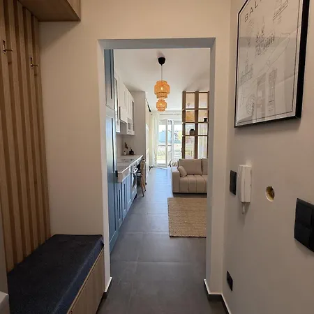 The Balaton Nest! 아파트 Alsóörs